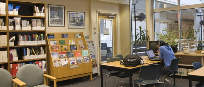 Students, departmental users and the public are welcome to visit during opening hours. Students, departmental users and the public are welcome to visit during opening hours.